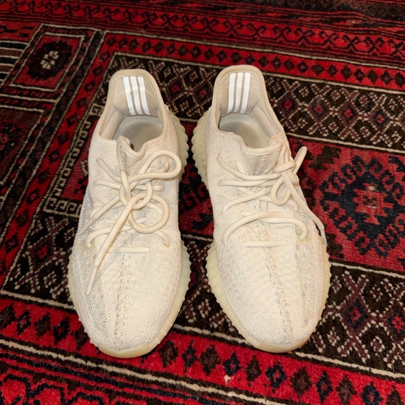 Adidas Yeezy Boost 350 V2 Cream Triple White | Authentic | With Box - Picture 2 of 6